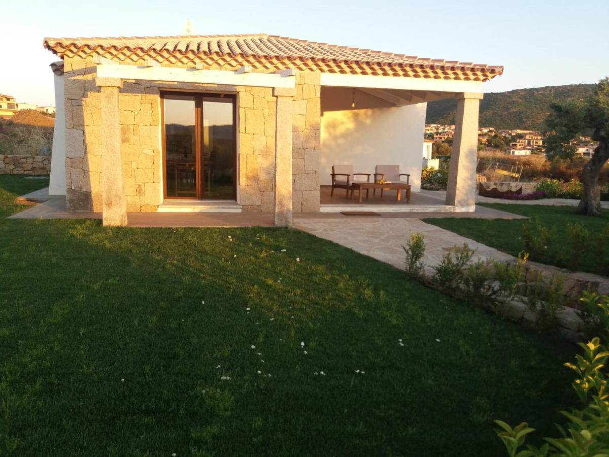 Villa Indipendente Al Mare Budoni Tanaunella Extérieur photo